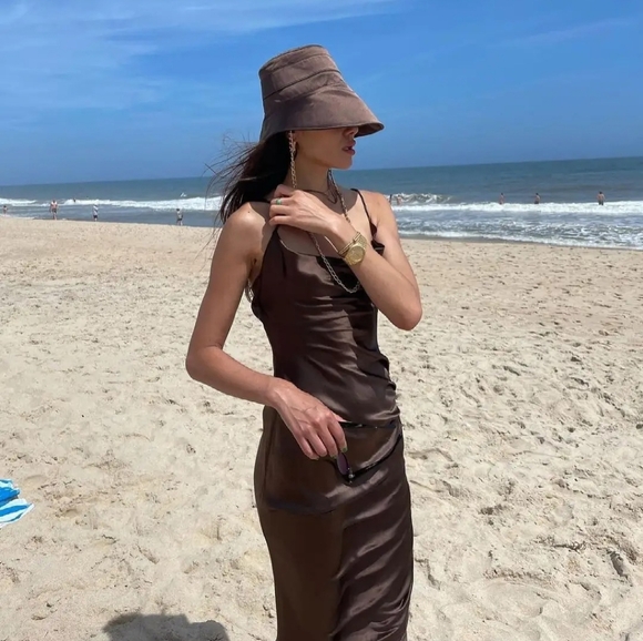 NWT, NISSE Limited Edition Dunes 100% Silk Maxi Dress - Picture 2 of 16